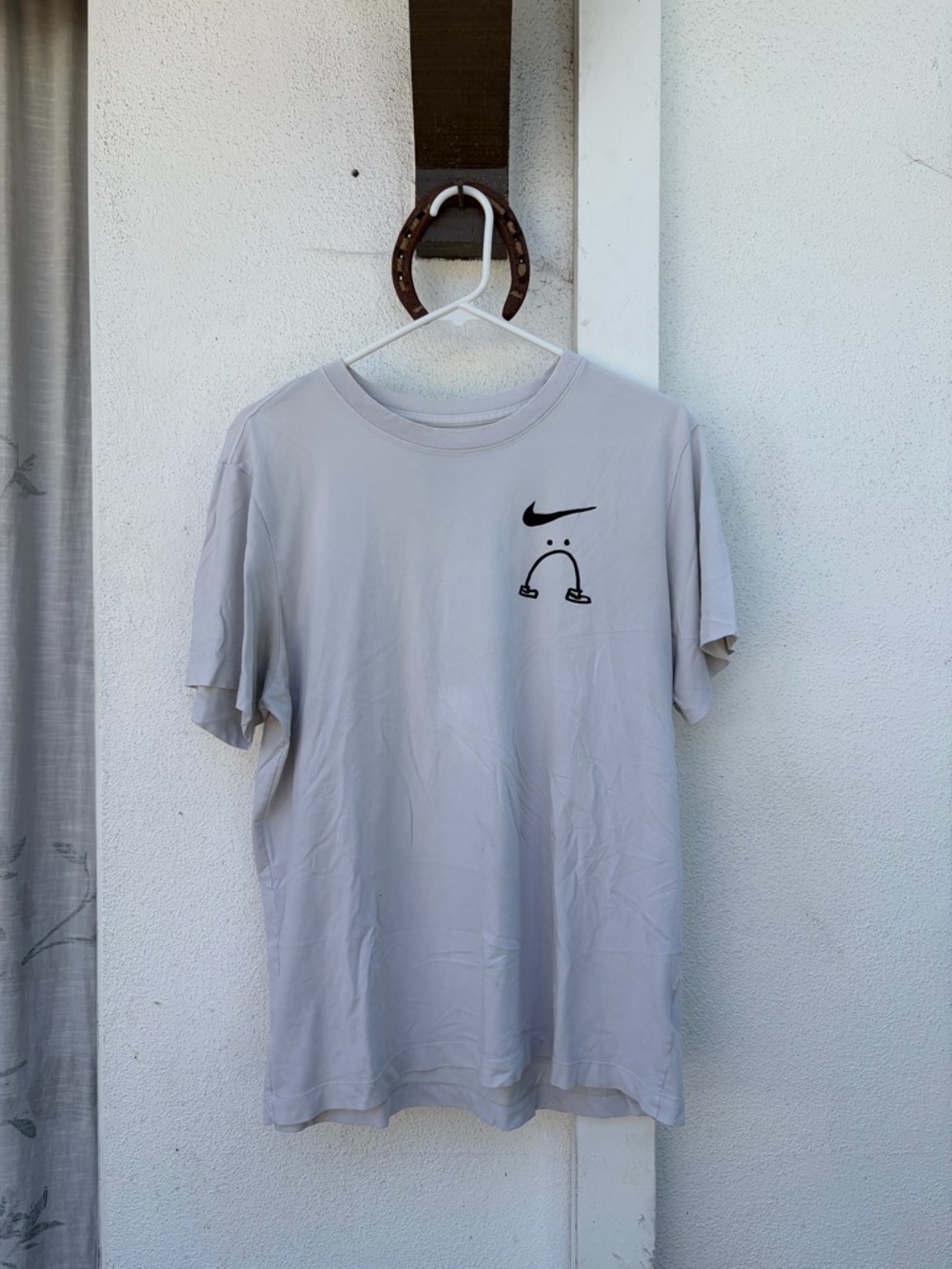 Rare Men's Nike Dri Fit x Nathan Bell "I Can't Feel My Legs" T-Shirt (Large)